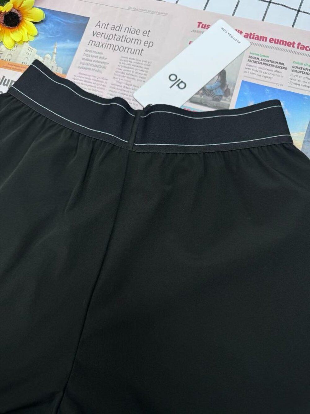Black ALO Yoga 😁 High Waisted Wide Leg Pants (Regular) NWT | Office Casual Chic - Picture 4 of 10